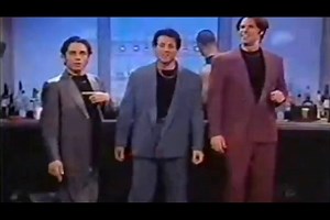 4.4M views · 65K shares | Cuando pensabas que Stallone no podía ser más grande, aparece esto. ¡Feliz viernes para todos! | Space | Facebook