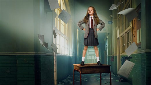 Matilda Müzikali izlemenizi bekliyor | Netflix Resmi Sitesi