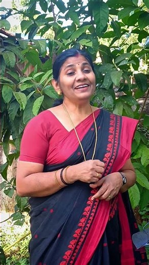 MIZHIYORAM | MANJIL VIRINJA POOKAL | PRAMILA SEKHAR #pramilasekhar #shorts