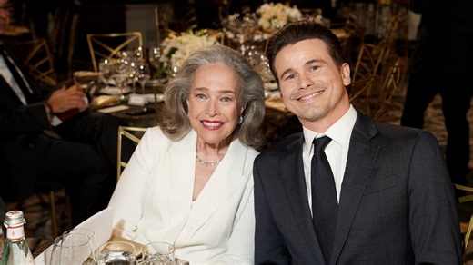 Kathy Bates Accepts "Best Actress TV" Award | Great Performances