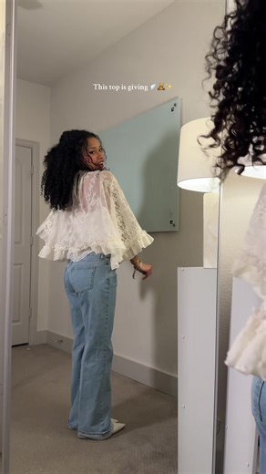 Cute Lace Tops for TikTok Fashion Enthusiasts