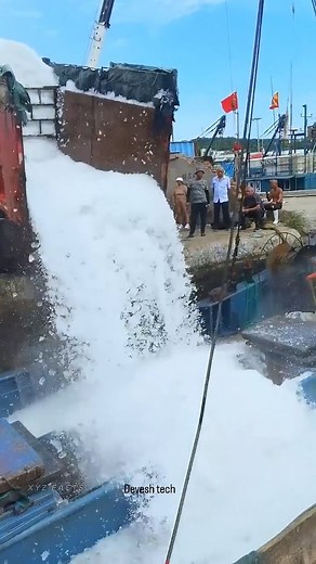 How Do Fish Stay Fresh for Months at Sea 🤯? Fishing vessels spend months at sea, but how do they keep their catch fresh? Huge amounts of ice and salt are loaded onto these ships to preserve fish for extended periods. Without this, some fish would spoil within hours. Watch the full video to Learn how this process helps the fishing industry! #shorts #shortsfeed How this content was made Altered or synthetic content Sound or visuals were significantly edited or digitally generated. Learn | Devesh