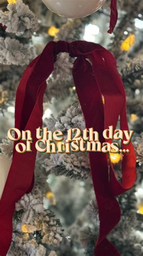 Molly Ann on Instagram: "✨On the 12th day of Christmas my friends and I gave to 1 of YOU! ✨ $350 PayPal or Venmo cash! TO ENTER ⇩⁣ 1️⃣ FOLLOW @mollyannhouston , @brittanymolfese and @yeli.heidecker 2️⃣ LIKE this post & tell us something you are grateful for in the comments! 3️⃣ TAG your friends in separate comments! Each Tag is an entry!⁣ ✨BONUS✨ SHARE this post in your story and tag @mollyannhouston @yeli.heidecker @brittanymolfese ⁣ That’s it! Good luck & Thank you for entering! ⁣ This G I F T