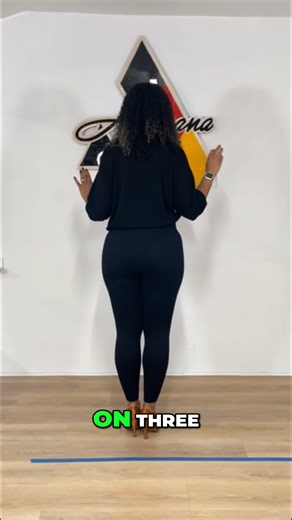 Breaking down the turn on a Delayed Turn #DanceTutorial #DanceMoves #LearnToDance #EasyDance #DanceTips #ReelsDance #Alemana #Bachata