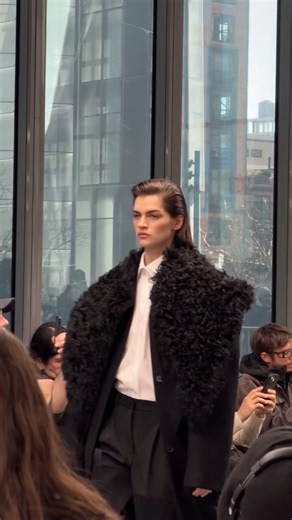 V Magazine | Kicking off day three of New York Fashion Week, @calvinklein’s creative director @veronicaleoni presented the brand’s co-ed Fall 2026... | Instagram