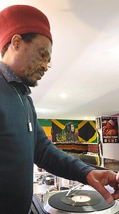 Chune of the day "Crisis" Martini Special meets Mali Blakamix Blakamix International | Ameth Diallo