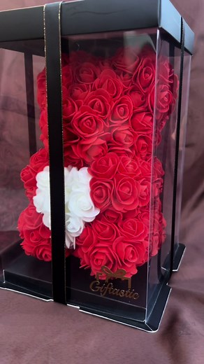 The perfect Valentine’s Gift ❤️ Shop our rose bears now! #rosebear #valentinesdaygift #giftideas