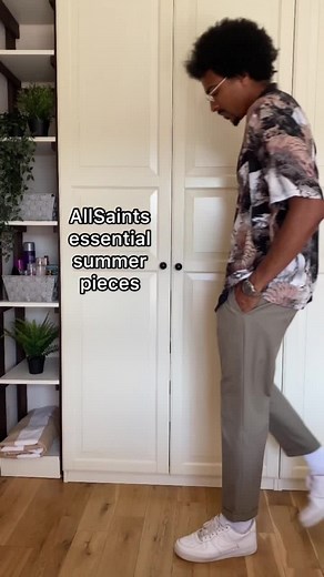 A look ready for any occasion. There's now up to 60% off selected styles.