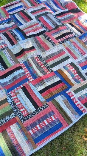 Antique Hand Stitched Quilt, Log Cabin Pattern, Cutter Quilt, Cottagecore Decor - Etsy
