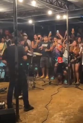 Reggae Vibes: Kenji Skeleton Kalumad Sings 'Jerusalem'