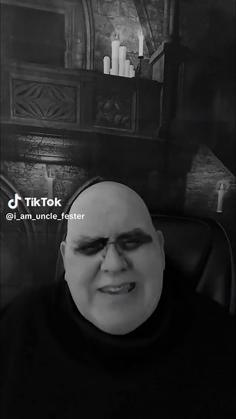 3 Dollar Bill !!#fester #addamsfamily #wednesdayaddams #unclefester #UNCLEFESTER