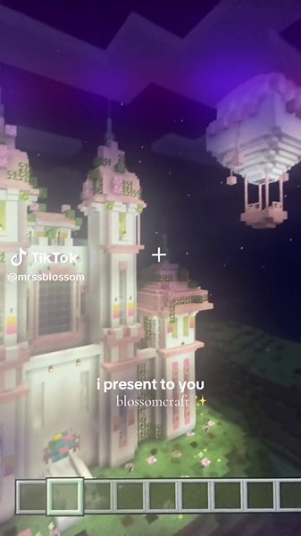 Exploring BlossomCraft: My First Minecraft Server Experience