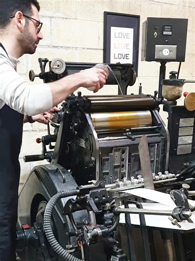 Efficient Printing Techniques with Heidelberg Windmill Press