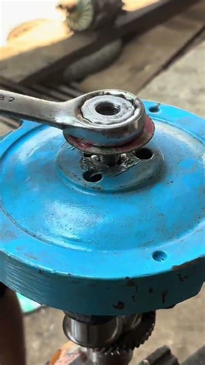 Making flywheel nut using lead😱#bossarnel #mechanic #highlights #usa