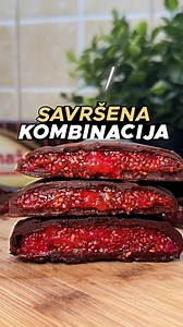 Chia Bites sa Jagodama i Menaž Čokoladom – Bez Pečenja