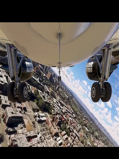 Incredible Landing at Tampa International Airport