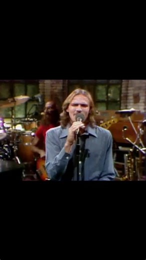 huggy on Instagram: "s2e1 9/18/76 Host Lily Tomlin #snlclassic #snl #saturdaynightlive #jamestaylor"