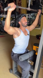 Step:1-Fix the knee support Step:2-Take tight grip where the bar is bent, Step:3-Pull it down fast and leave it slow , Always try any workout from light weight fix your posture warmup your muscles and than shift to heavier weight for safe and optimal posture and performance.Control your negatives (repetition) In order to build a well defined physique or any muscle group .The key to building muscle is your control over the weights and not the weight controlling you. . . . . #backworkout #fitness 