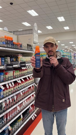 How does Mando compare to Old Spice? ✅ Controls odor better* ✅ Powered by Mandelic Acid ✅ Created by a doctor *Based on a double-blind clinical study comparing Mando Pro Sport Sweat Control to Old Spice Pure Sport Sweat Defense with 33 participants. | Mando Deodorant