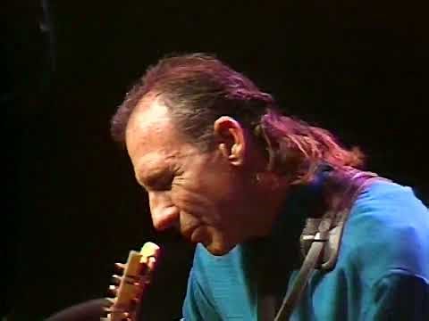 Larry Carlton - Smiles And Smiles To Go (Live at Montreal '90) [1440p50 Upscale | Remastered]