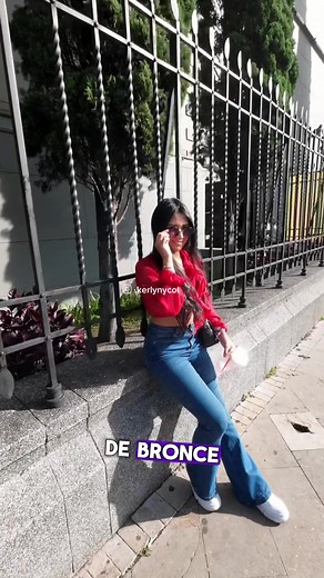 Explora Plaza Botero en Medellín: Arte y Cultura