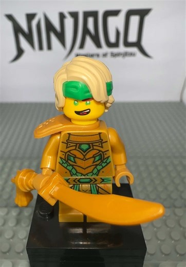 Oni Lloyd Minifigure Showcase from Ninjago Collection