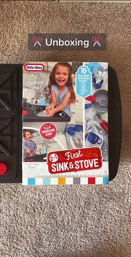 Kid's Life Skills: Cleaning Dishes with Little Tikes Kitchen Set