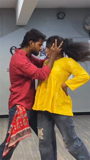Danicharu🕺🏻💃🏻 | 👀 👀 🐰 🙇🏻‍♂️ 😍 ( find the emoji wit lyrics ) . . . . . . . . #instagram #instagramers #instagramreels #reels #reelsinstagram #reelvideo... | Instagram