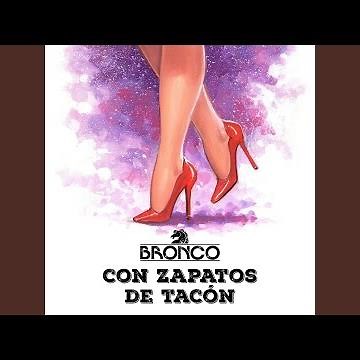 Con Zapatos de Tacón