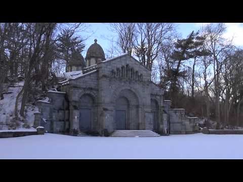 Vanderbilt Mausoleum Staten Island New York Some History In The Snow Moravian Cemetary