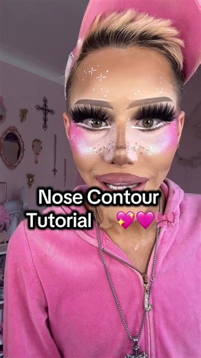 Nose Contour Tutorial: How I Make My Nose Look Teeny Tiny
