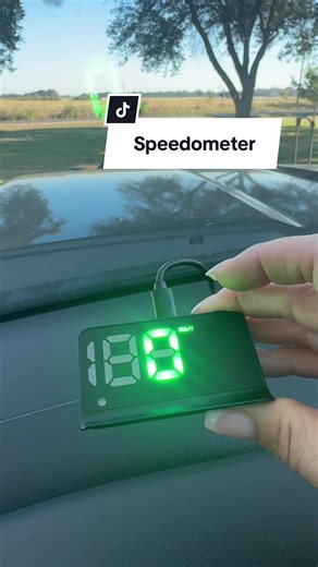 Innovative Heads-Up Speedometer for Safer Driving