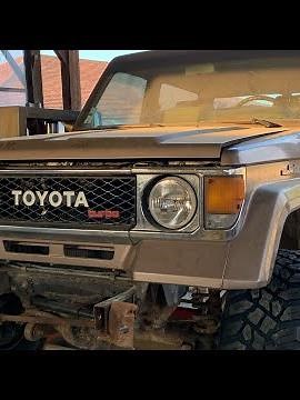 UN TOYOTA LJ 70 !!! Début de restauration !