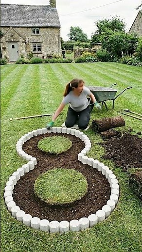 How to Build a Figure-8 Flower Bed | Easy DIY Landscaping & Curb Appeal