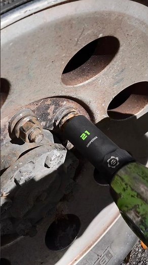 How to Remove Rounded-Out Lug nuts, Exhaust Manifold Studs and Bolts, With our G-FORS Extractors