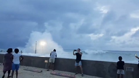 Hurricane Delta causes large waves to crash into Cayman Islands