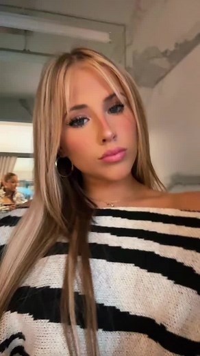 sarahgeorgiana (@sarah_georgiana)’s videos with Horrible Carnival - 00.skylar