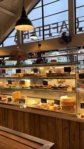 Tin Roof Cafe: A Breakfast Gem in Maldon