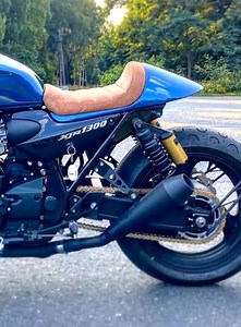 Yamaha XJR 1300 Cafe Racer💙💙 By- Mission Custom Moto | Cafe Racers Club
