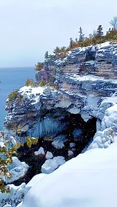 The Grotto Bruce Peninsula National Park #scenic #canada #ontario #winter #frozen | Angelo Garcia