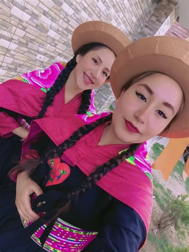 Videos de AGATHA 🩷 (@agatha_h_c) con “sonido original - Gina Benito”