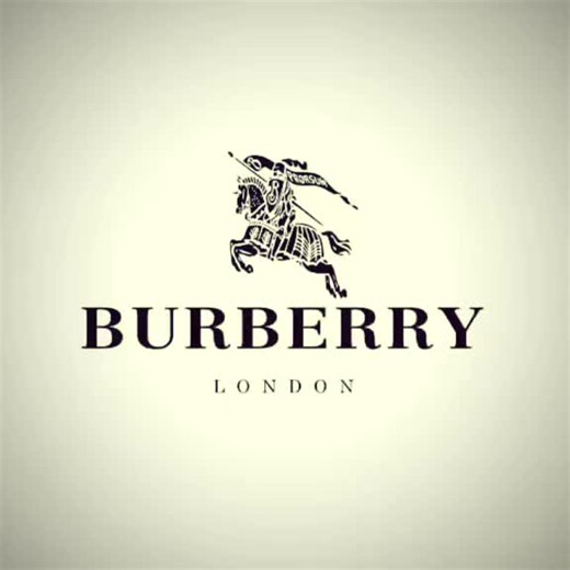 Burberry outfit ideas and style tips for women