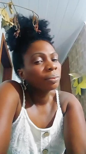 Os vídeos de Denise Gomes (@denisegomes473) com som original - Denise Gomes