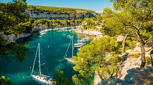 Voyage en France : 15 petites villes en bord de mer pour profiter d'un séjour apaisant et ne plus penser au confinement !