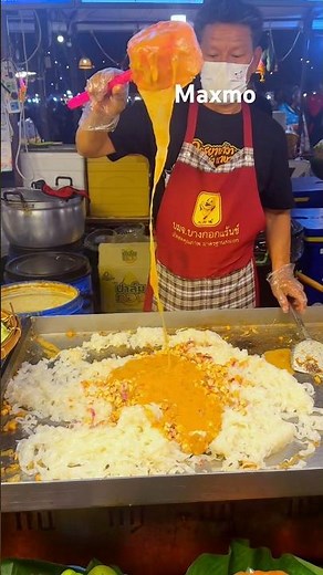 This rich and flavorful Pad Thai sauce retains its delicious taste even when made in large batches.