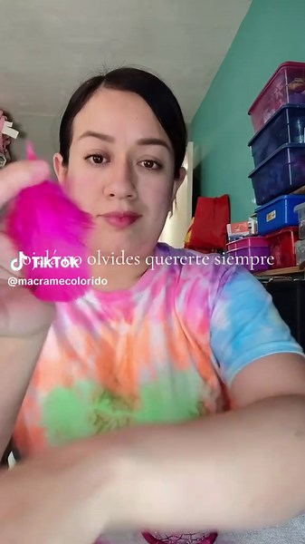 Cómo colocar plumas en los atrapasueños