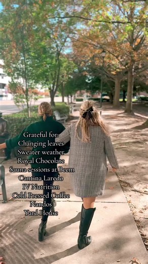 What are you grateful for? In Town Center we are grateful for our amazing community of retails stores, restaurants, and self care! #gratitude #towncenterofvirginiabeach #virginiabeach #propertymanagement