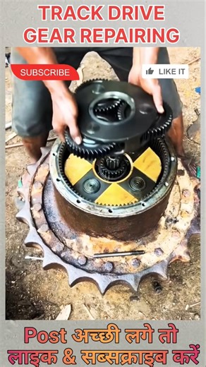 Track Drive Gear Repair Of Excavator #mechanicgyan #shorts #trending