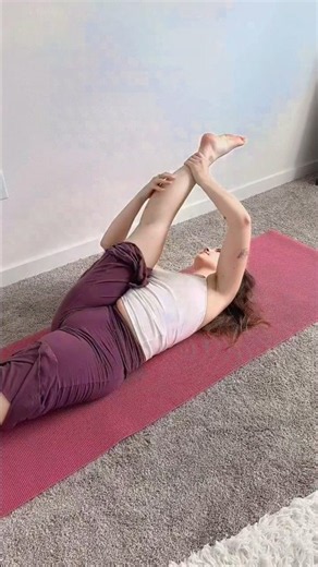 gymnastics girl stretching legs #girlsgymnastics