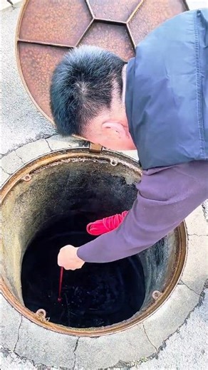 The Crazy Magnet Coin Hunt🤣🥰#shortfeed